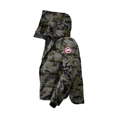 Canada Goose Camouflage Logo Long Sleeve Parka - Green. 3804MP-831