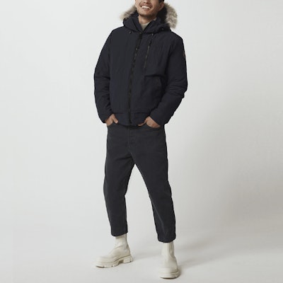 Canada Goose Borden Black Label Jaket Bulu Navy Pria dengan Bulu Dapat Dilepas. 7968MB-67 Purchase Canada Goose Borden Black Label Jaket Bulu Navy Pria dengan Bulu Dapat Dilepas. 7968MB-67