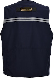 カナダグース カンモア レッドラベル ネイビー Vネック ベスト ユニセックス 2449M63 Lookbook カナダグース カンモア レッドラベル ネイビー Vネック ベスト ユニセックス 2449M63