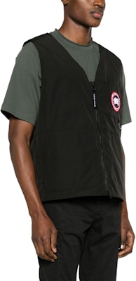 加拿大鹅Canmore红标反光条男女同款马甲黑色款式 2449M61 Purchase 加拿大鹅Canmore红标反光条男女同款马甲黑色款式 2449M61