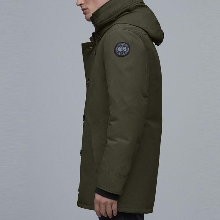 Purchase Canada Goose Chateau FW22 Jaket Hijau Militer dengan Bulu Trim Unisex. 3426MB-449
