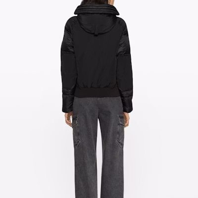 加拿大鵝 Chilliwack 男女連帽羽絨外套 黑色 可拆卸帽 舒適羅紋設計 2056WB Shop 加拿大鵝 Chilliwack 男女連帽羽絨外套 黑色 可拆卸帽 舒適羅紋設計 2056WB