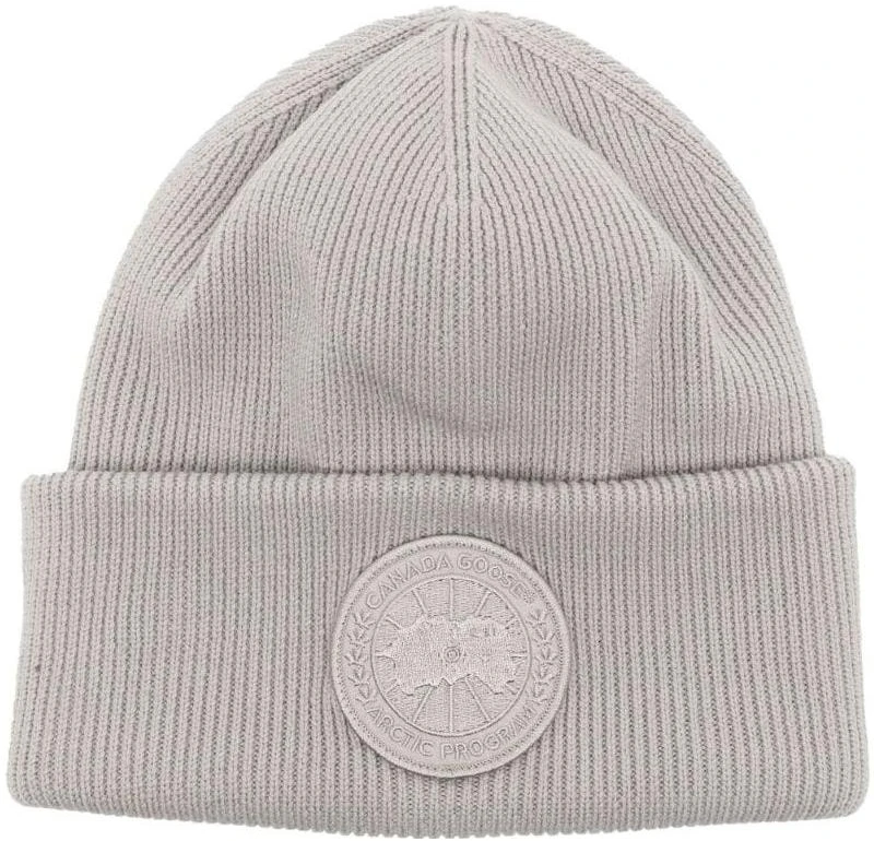 canada-goose-circular-logo-patch-knit-beanie-unisex-couple-style-light-grey-6936-m1