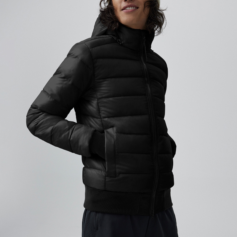 Lookbook Canada Goose Crofton Black Label Jaket Puffer Ringan Hitam. 2251MB