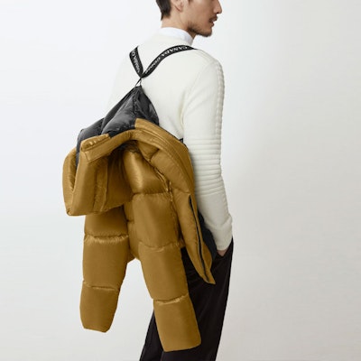 Chaqueta Unisex Canada Goose Crofton FW21 Ligera Roja Insignia Dorada. 2252M-219 Cheap Chaqueta Unisex Canada Goose Crofton FW21 Ligera Roja Insignia Dorada. 2252M-219