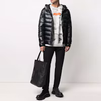 Lookbook 加拿大鵝 Crofton 紅標輕量連帽羽絨外套 黑色 男女適用 2227M-61