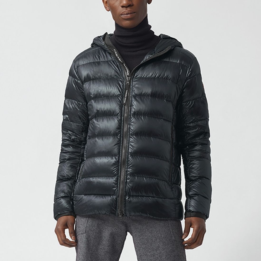 Details for カナダグース クロフトン レッドラベル ロゴ 軽量 フード付き ダウンジャケット 黒 ユニセックス 2227M-61