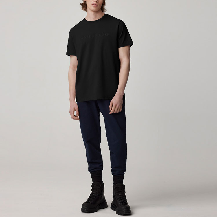 Shop Camiseta Negra Canada Goose Emersen SS23 Cuello Redondo con Logo. 1420M-61