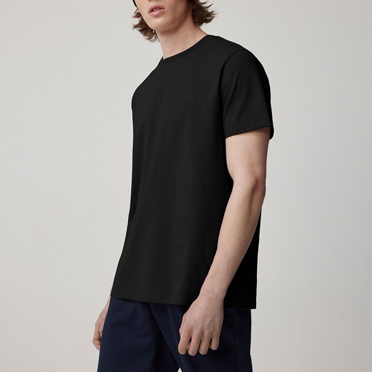 Purchase Camiseta Negra Canada Goose Emersen SS23 Cuello Redondo con Logo. 1420M-61