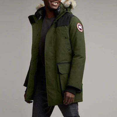 加拿大鵝 Erickson 系列紅標防風羽絨大衣 軍綠色 男女皆宜 9513M-49 Lookbook 加拿大鵝 Erickson 系列紅標防風羽絨大衣 軍綠色 男女皆宜 9513M-49