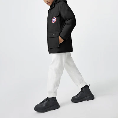 加拿大鵝 Expedition FW22 Fusion Fit 黑色長款羽絨外套 男女適用 2051MA-61 Lookbook 加拿大鵝 Expedition FW22 Fusion Fit 黑色長款羽絨外套 男女適用 2051MA-61