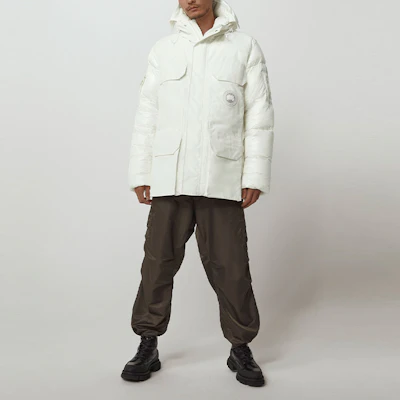 加拿大鹅Expedition白标连帽防水大衣男女同款-白色 4660MRF1-99 Shop 加拿大鹅Expedition白标连帽防水大衣男女同款-白色 4660MRF1-99