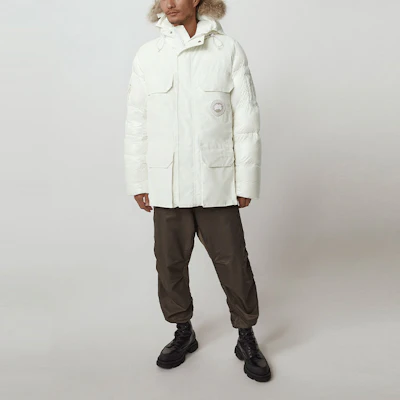 加拿大鹅Expedition白标连帽防水大衣男女同款-白色 4660MRF1-99 Details for 加拿大鹅Expedition白标连帽防水大衣男女同款-白色 4660MRF1-99
