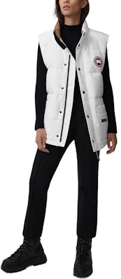 Canada Goose Freestyle FW22 重生羽絨背心 男女款 白/深綠/砂岩色 2054U1-1289 Lookbook Canada Goose Freestyle FW22 重生羽絨背心 男女款 白/深綠/砂岩色 2054U1-1289