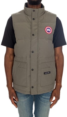 加拿大鹅 Freestyle 红标棕色轻便防水男女羽绒马甲. 2054M-852 Lookbook 加拿大鹅 Freestyle 红标棕色轻便防水男女羽绒马甲. 2054M-852