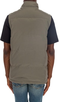 加拿大鹅 Freestyle 红标棕色轻便防水男女羽绒马甲. 2054M-852 Shop 加拿大鹅 Freestyle 红标棕色轻便防水男女羽绒马甲. 2054M-852