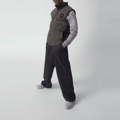 加拿大鵝 Garson 黑標灰色輕量防水羽絨馬甲 男女適用 4151MB-811 Sizing 加拿大鵝 Garson 黑標灰色輕量防水羽絨馬甲 男女適用 4151MB-811