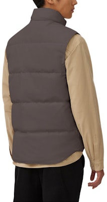 Canada Goose Garson Black Label Rompi Tahan Air Unisex - Abu Pesisir. 2081MB-811 Shop Canada Goose Garson Black Label Rompi Tahan Air Unisex - Abu Pesisir. 2081MB-811