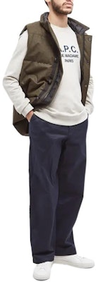 加拿大鹅 Garson 军绿色防风羽绒马甲 徽标补丁款 4151M1-1162 Shop 加拿大鹅 Garson 军绿色防风羽绒马甲 徽标补丁款 4151M1-1162