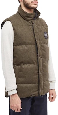 加拿大鹅 Garson 军绿色防风羽绒马甲 徽标补丁款 4151M1-1162 Purchase 加拿大鹅 Garson 军绿色防风羽绒马甲 徽标补丁款 4151M1-1162