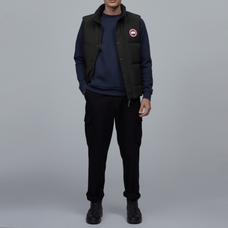 Shop Canada Goose Garson Rompi Tahan Air Unisex Logo Merah Bulu Angsa. 4151M-61