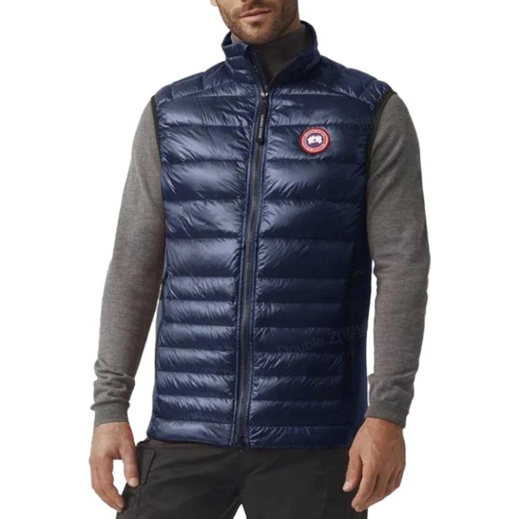 Lookbook Canada Goose HyBridge Lite Tech Down Vest Unisex Navy Blue untuk Musim Ski 2715M-63