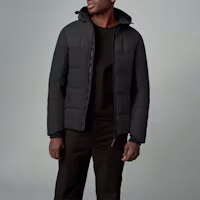 Lookbook Canada Goose Hybridge 保暖防水反光黑色羽絨外套 男女通用 2742M-61