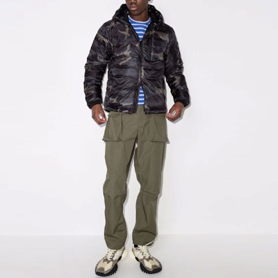 Canada Goose Lodge FW22 Camo Down Jacket Black Hooded Windproof Waterproof 5078M-B1P Lookbook Canada Goose Lodge FW22 Camo Down Jacket Black Hooded Windproof Waterproof 5078M-B1P