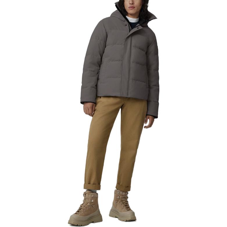 Lookbook Canada Goose MacMillan FW22 Gris Coastal Etiqueta Negra Chaqueta Acolchada Unisex. 2080MB-811