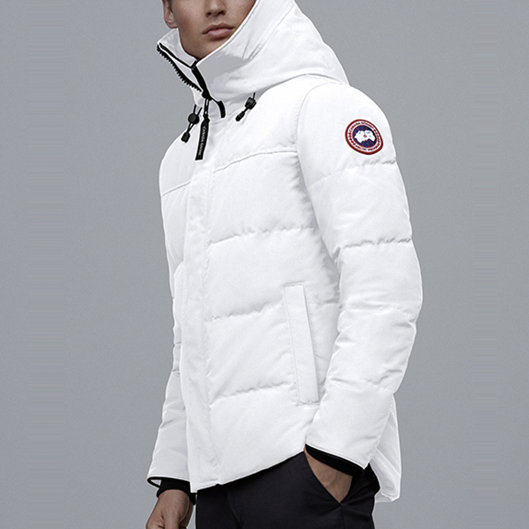 Shop Canada Goose MacMillan Jaket Waterproof Label Merah Putih Unisex. 3804M-433