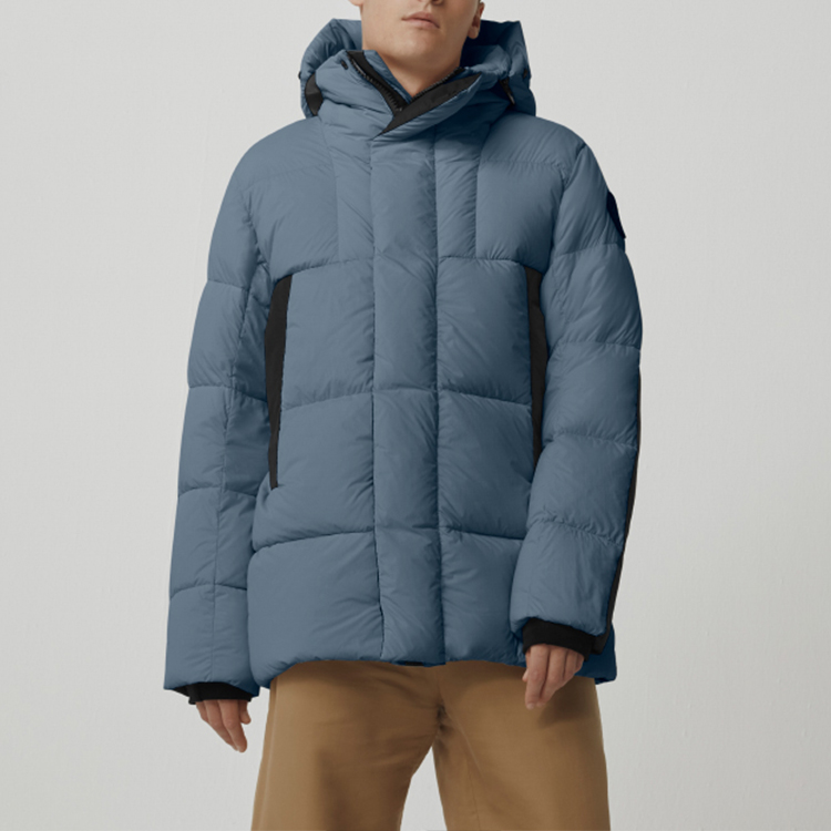 Lookbook Canada Goose Osborne Black Label Hooded Down Jacket Short Men Ozone Blue. 2602MB-222