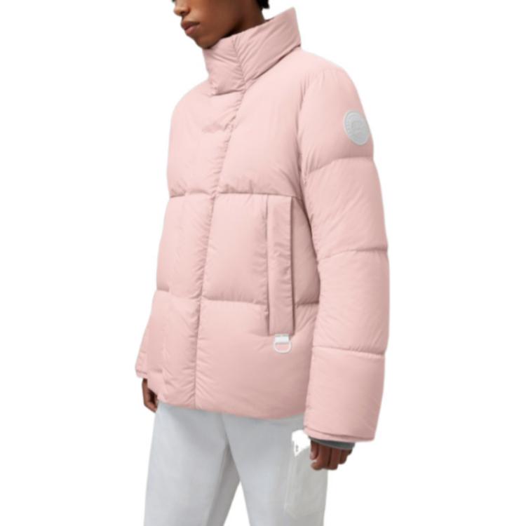 Lookbook Canada Goose Pasteles FW22 Chaqueta Corta Impermeable Acolchada Rosa Unisex. 2613MB1-1254