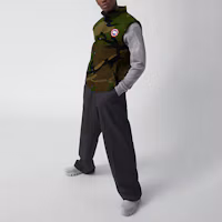 Shop Canada Goose 紅標迷彩羽絨背心 - 防風耐用男女經典款式 4151MP-316