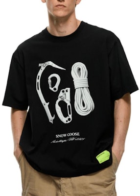 Canada Goose Snow Goose SS25 Graphic Print Unisex Loose Fit T-Shirt. 1328UCD-9522 Buy Canada Goose Snow Goose SS25 Graphic Print Unisex Loose Fit T-Shirt. 1328UCD-9522