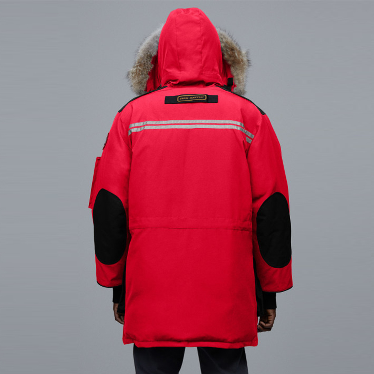 Details for Canada Goose Snow Mantra Logo Rojo Chaqueta Invierno Plumón Rojo Unisex. 9501M-11