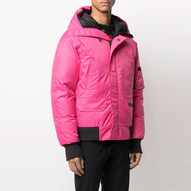 Lookbook Canada Goose SS21 Pink Hooded Classic Bomber Jacket Unisex. 7999USMU-121