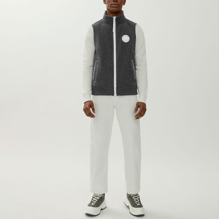 Shop Canada Goose SS22 Humanature白標輕量羊毛背心男女款 - 深灰色 7052M1-211