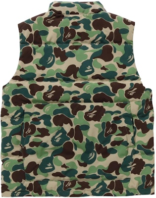 Canada Goose x BAPE FW23 Camo Vest Hijau Unisex dengan Logo Depan. 2054MBE-1118 Lookbook Canada Goose x BAPE FW23 Camo Vest Hijau Unisex dengan Logo Depan. 2054MBE-1118