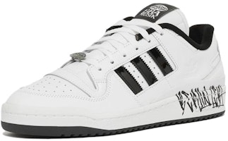 Capital Bra x adidas Forum Low 'Berlin Lebt' - Kasut Fesyen Berlin Lebt. GW4526 Order Capital Bra x adidas Forum Low 'Berlin Lebt' - Kasut Fesyen Berlin Lebt. GW4526