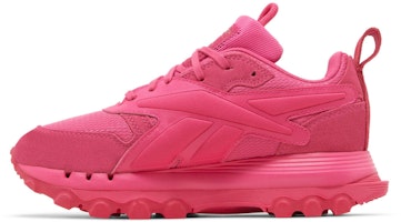 (W) Cardi B x Reebok Classic Leather V2 'Pink Fusion' Kasut Wanita GW8876 Lookbook (W) Cardi B x Reebok Classic Leather V2 'Pink Fusion' Kasut Wanita GW8876