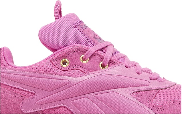 (W) Cardi B×Reebok CL V2 ウルトラベリー (Kādi B×Rībbokku CL V2 Urutoraberī) GW8875 Order (W) Cardi B×Reebok CL V2 ウルトラベリー (Kādi B×Rībbokku CL V2 Urutoraberī) GW8875