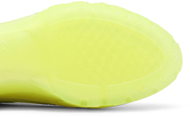 (W) Cardi B x Reebok Club C 'Hijau Terang' H01010 Purchase (W) Cardi B x Reebok Club C 'Hijau Terang' H01010