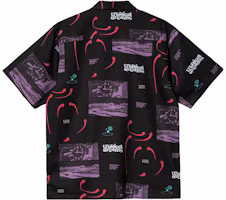 Lookbook Carhartt WIP Camisa Negra de Manga Corta con Estampado Completo I030045-0OW-4G