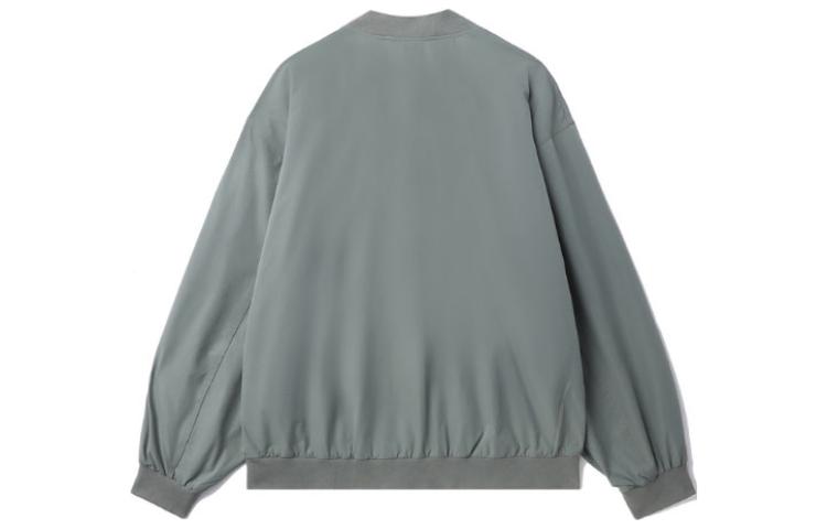 Lookbook 카르하트 WIP 그린 클래식 로고 태그 멀티포켓 자켓. CHXJKF23I150L-GRX