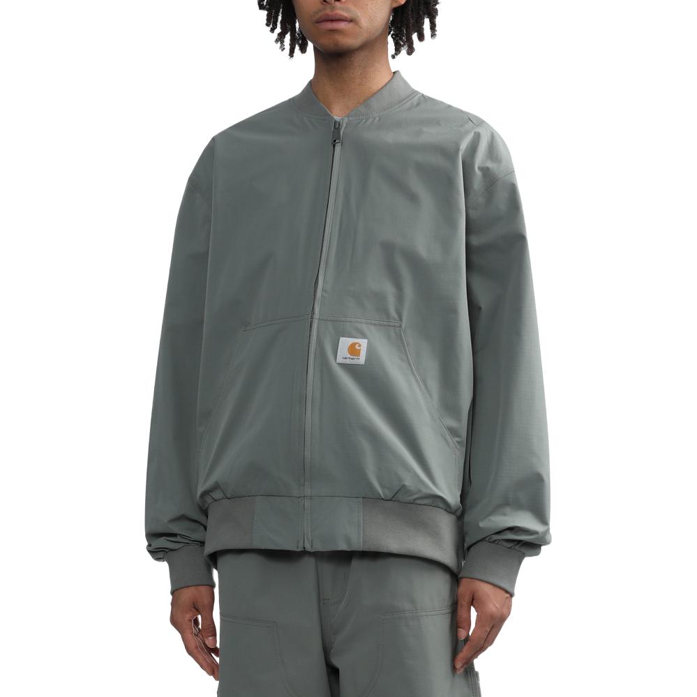 Shop 카르하트 WIP 그린 클래식 로고 태그 멀티포켓 자켓. CHXJKF23I150L-GRX