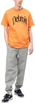 Carhartt WIP Solid Color Embroidered Drawstring Sweatpants Grey. I027042-V6-XX Shop Carhartt WIP Solid Color Embroidered Drawstring Sweatpants Grey. I027042-V6-XX