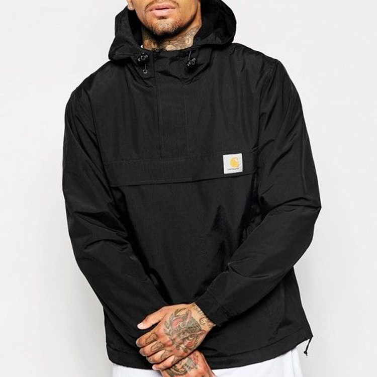 Lookbook 칼하트 WIP 블랙 하프집 풀오버 후드 재킷 I021872-89-00