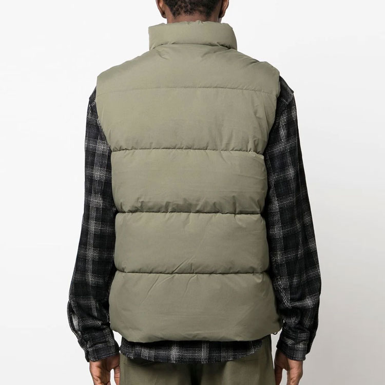 Shop Carhartt WIP FW22 Rompi Quilted Logo Patch Pria Hijau. I030826-0WI-XX