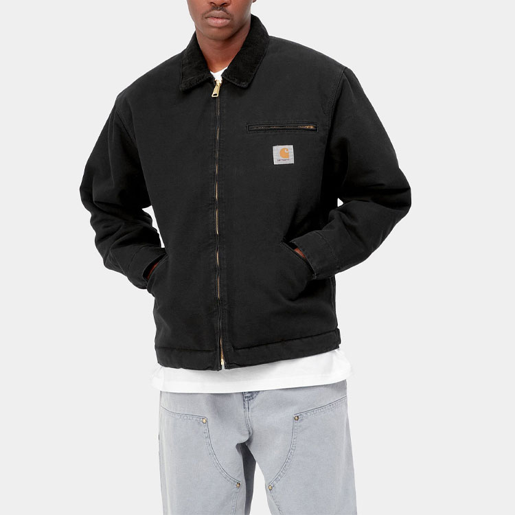 Shop Carhartt WIP FW23 底特律夹克宽松版灯芯绒领黑色复古风格。 I027358-00E-3K