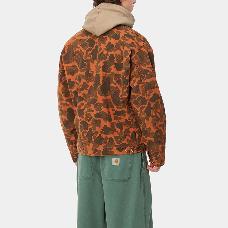 Sizing Chaqueta Carhartt WIP FW24 Duck Detroit Camo Triple Stitch Marrón Manga Larga. I034281-2FA-GD
